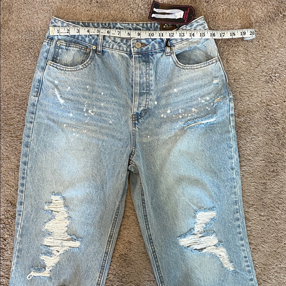 4/$20 NWT no boundaries ripped jeans - Picture 3 of 6